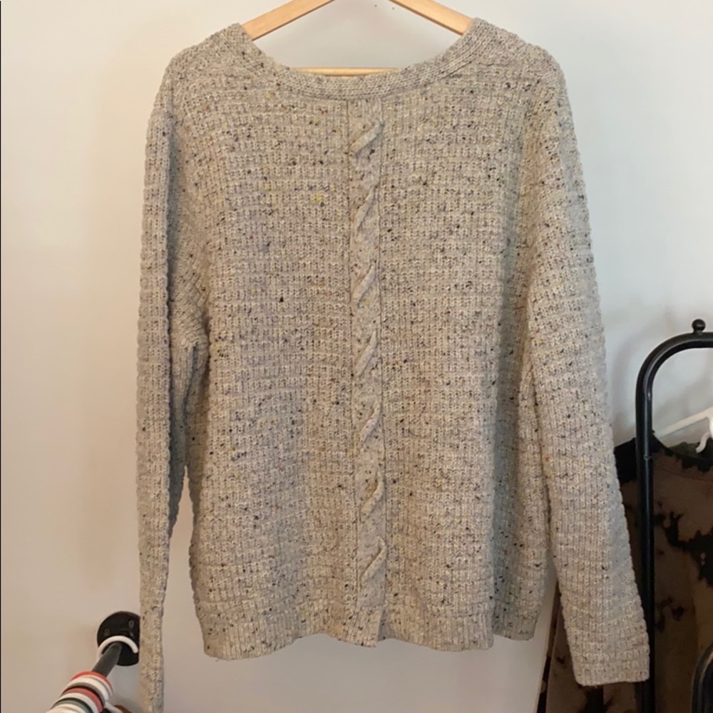 Universal Thread sweater - Picture 2 of 3